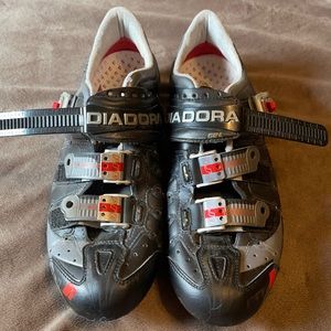 Diadora cycling shoes